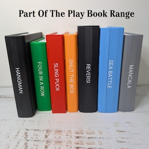 PlayBook Chess Game | Foldable Book Board Game | Portable Travel Chess Set image 8