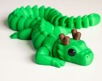 3D Printed Dragon Fidget Toy, Articulated Desk Decor