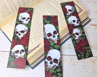 Gothic Skull and Red Rose Bookmark - Dark Academia Book Accessories - 3D Textured Floral Reader Gift - Macabre Stationery for Horror Lovers