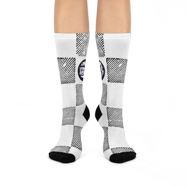 Der Malerdruck roblox gepolsterte Crew-Socken | Gemütlich, stilvoll, Geschenke, lässige Outfits, Winter Essentials, modische Füße Bild 1