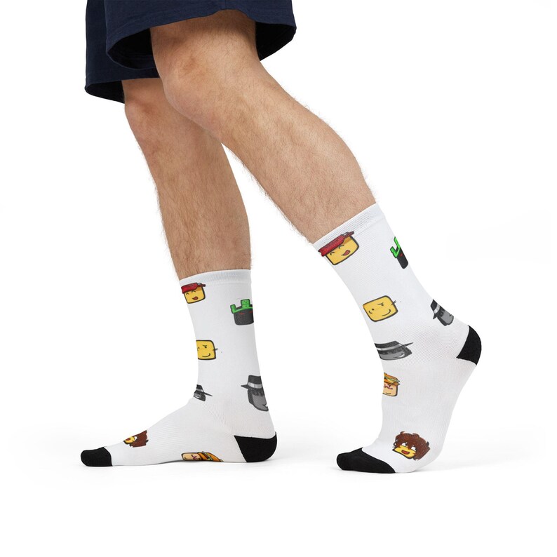 Forsaken Faces 007n7, zwei mal, Skelesky, Elliott und 1x1x1x1 Muster Crew Socken, Geburtstagsgeschenk Cartoon Roblox Emoticon Socken, Einzigartiges Geschenk Bild 5