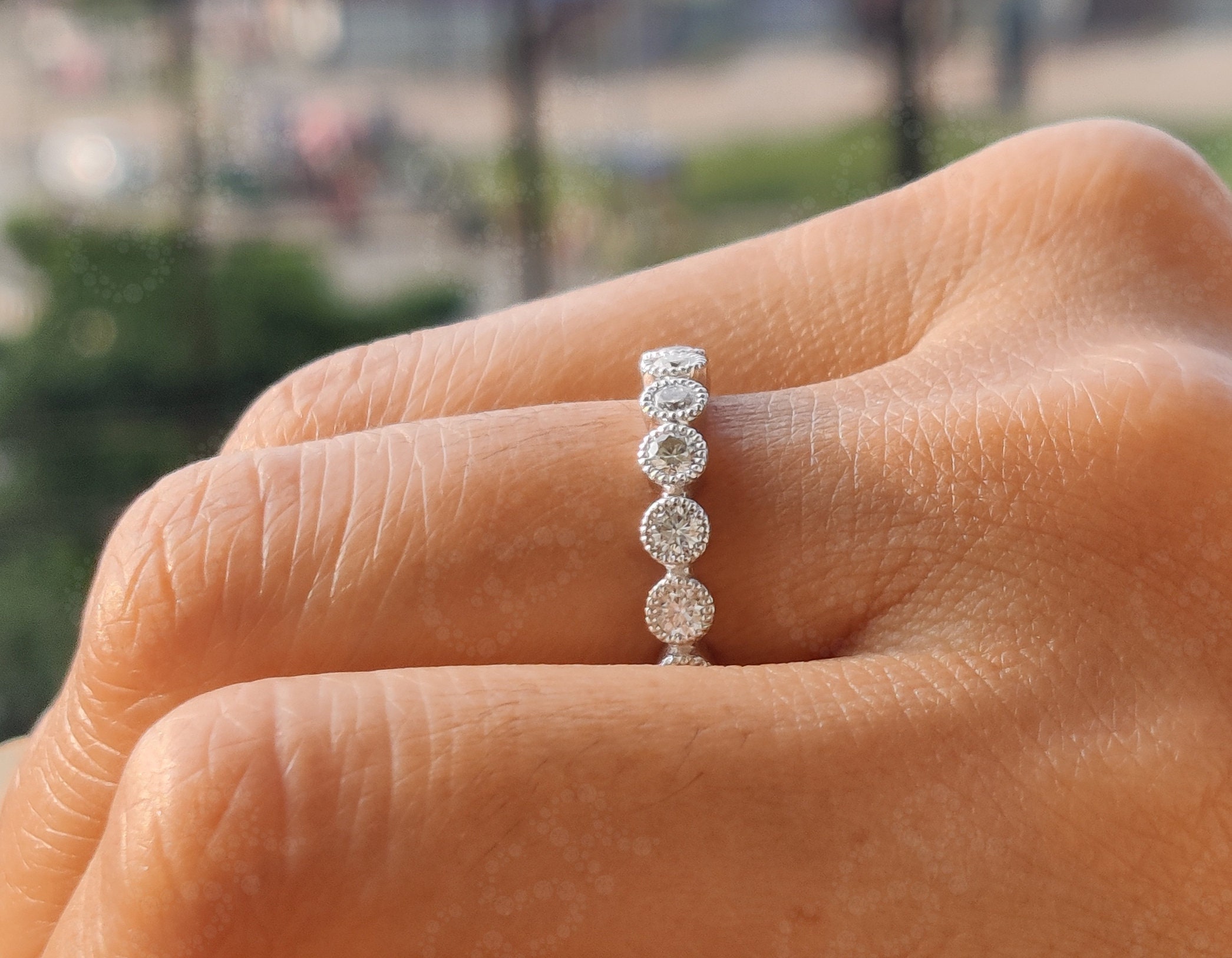 Bubbles 3.50 Mm Bezel Moissanite Vintage Women Wedding Band