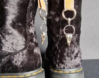 Raven Skull Boot Charm: Gothic Stainless Steel Boot Accessory