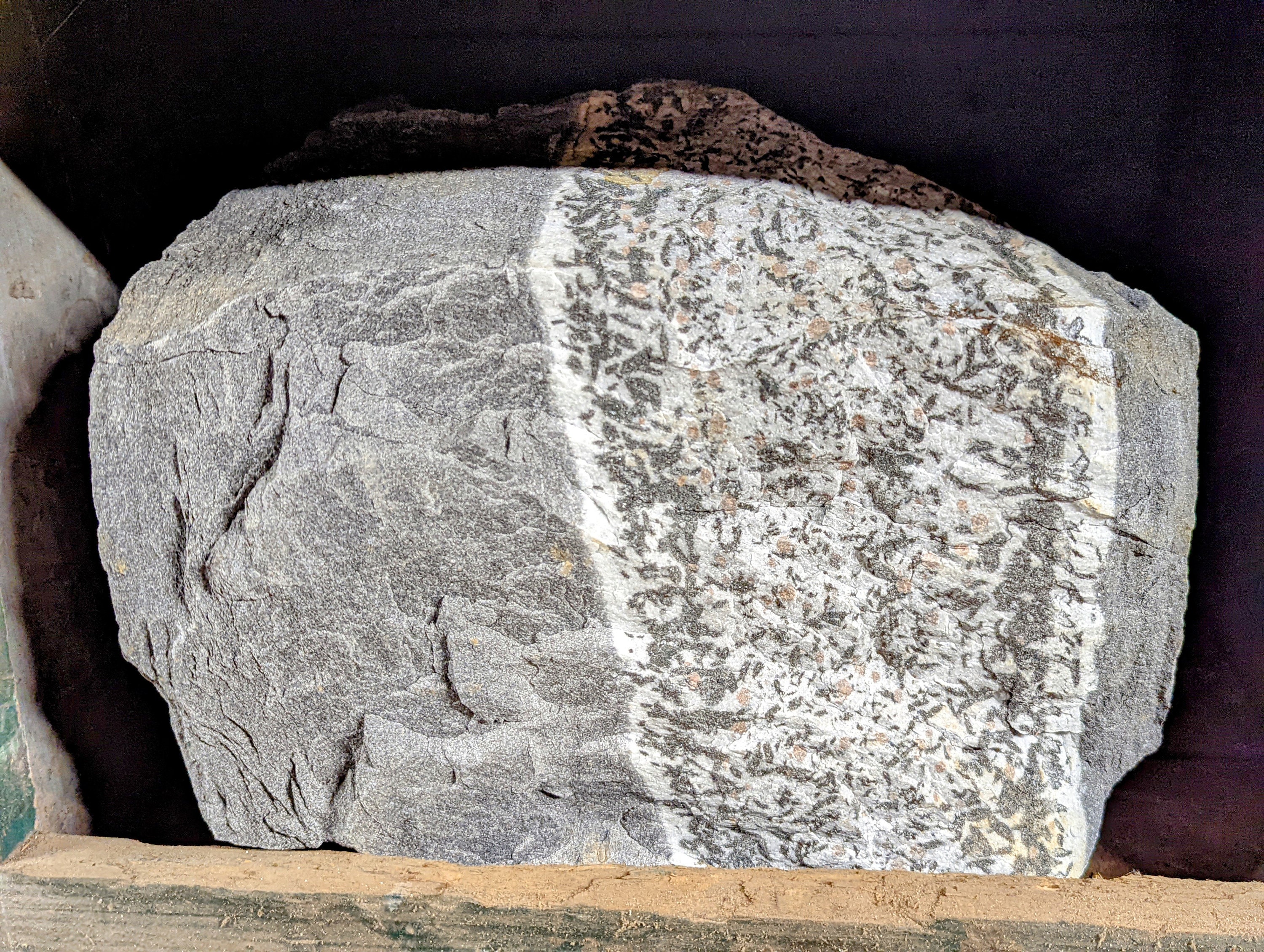 20lb Markonite Granite Quartz Diorite Garnet Blend Rough - Etsy