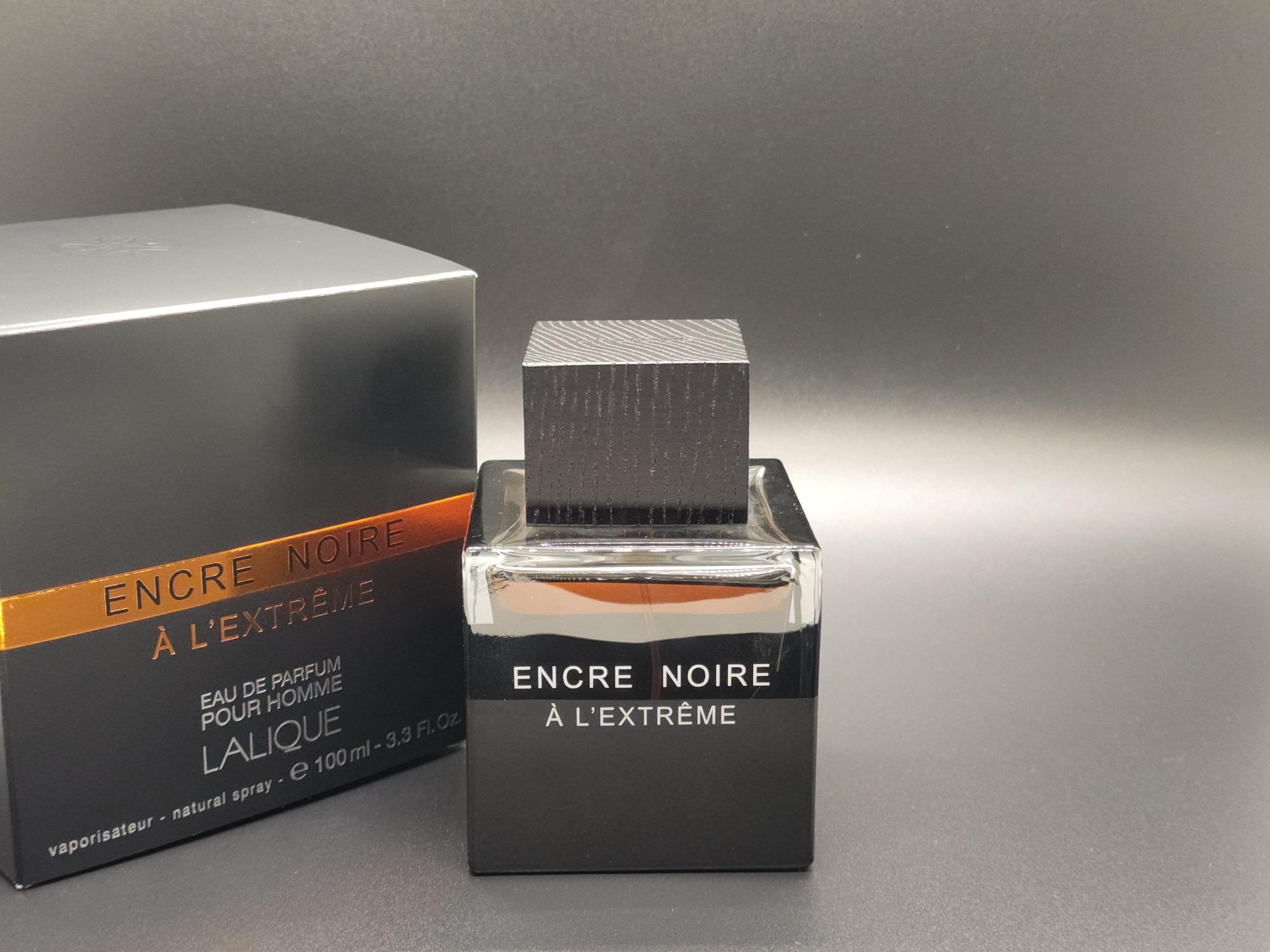 Encre Noire A L'extreme by Lalique 3.3 oz Eau de Parfum Spray / Men