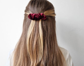 Fermaglio per capelli in velluto bordeaux, fermaglio fatto a mano, accessorio elegante, piccola clip