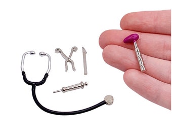 1:12 miniatuur doktersset | Medische mini-apparatuur poppenhuis | Kleine stethoscoop | Nepspuit | Realistische tools | 1/12 miniaturen