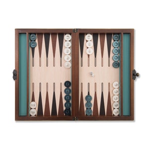 Juego de backgammon hecho a mano Turga Serie 35 672: personalizado de primera calidad con cuero ultramar, nombre y logotipo personalizados, tablero de madera de alta calidad