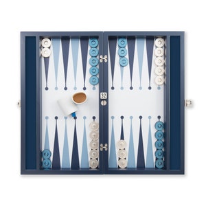 Juego de backgammon hecho a mano Merba 32 Series 05: premium, personalizado con cuero ultramar, nombre y logotipo personalizados, tablero de madera de alta calidad
