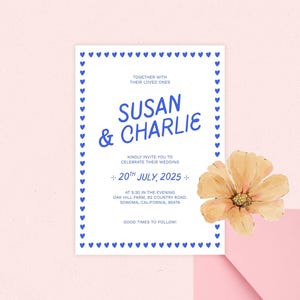 Modelo de convite de casamento moderno, design romântico com corações azuis, modelo editável no Canva, download instantâneo