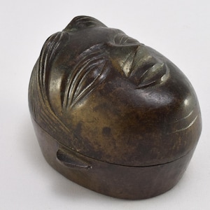 Old ANTIQUE Bronze Oval GAURI Head Pandan Box | Northern INDIA | Authentic 19th - Early 20th Century Collectable