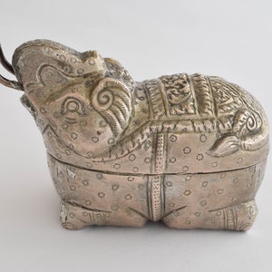 Charming Silver Coloured Metal Box From CAMBODIA - Modelled As A Recumbent And Caparisoned ELEPHANT - 20th Century