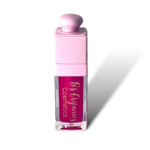 Lip  Oi- lip organic Oil - helps  Dry-Cracked Lips - organic , cherry Kernel oil, Jojoba Oil.