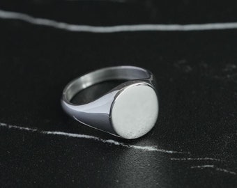 Silver Circle Signet Ring, Silver Signet Ring for Men, Stainless Steel Ring, Personalised Signet Ring, Simple Men's Ring, Gift for Him