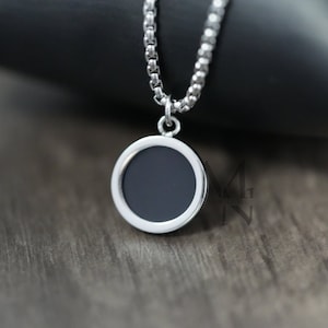 Onyx Circle Necklace, Silver Onyx Necklace, Mens Silver Necklace For Men, Mens Minimalist Jewellery, Gift for Him