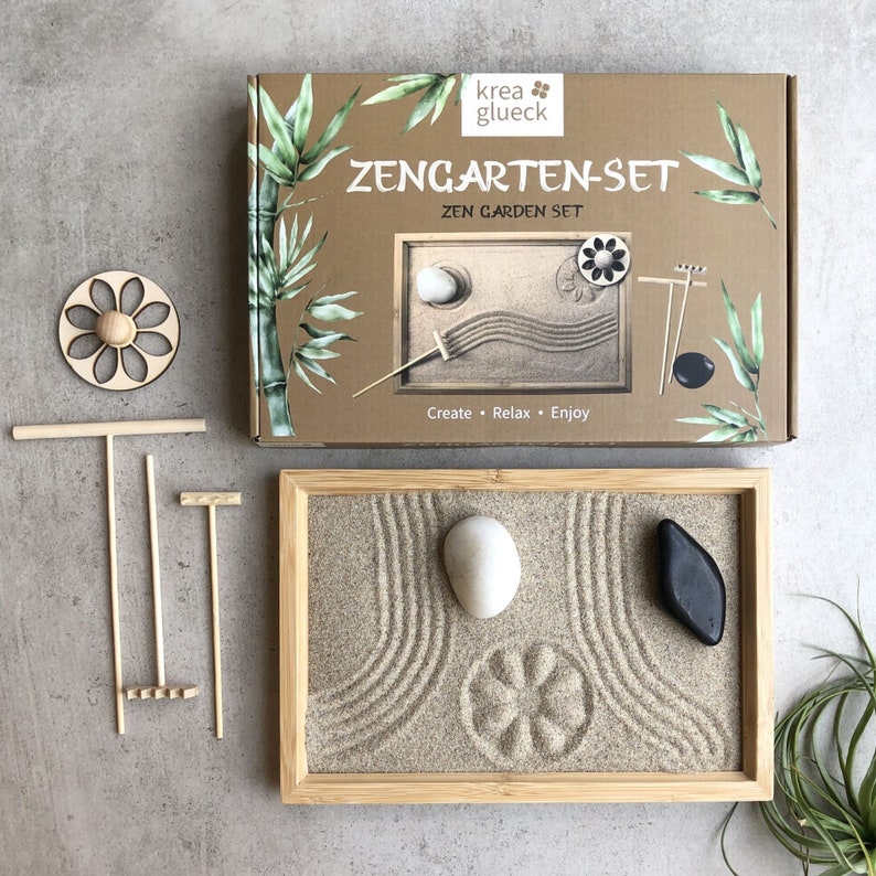 Mindful relaxation at home and in the office. Japanese decoration for your meditation practice. Also as a gift for Easter. 1 Zengarten Set
