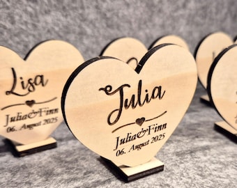 Personalisierte Platzkarten Hochzeit – Namensschild mit Datum – Serviettenring Holz – Tischdeko und Gastgeschenk