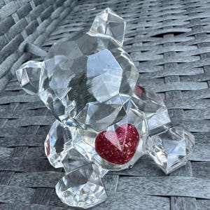 Resin Pet Memorial Bear Figurine, Keepsake Heart Tribute, Pet Loss Remembrance image 2