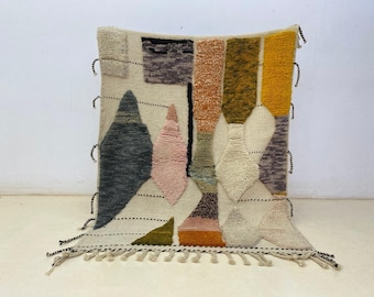 Beni Mrirt Wool Rug - Hand Knotted, Soft Shaggy Moroccan Carpet
