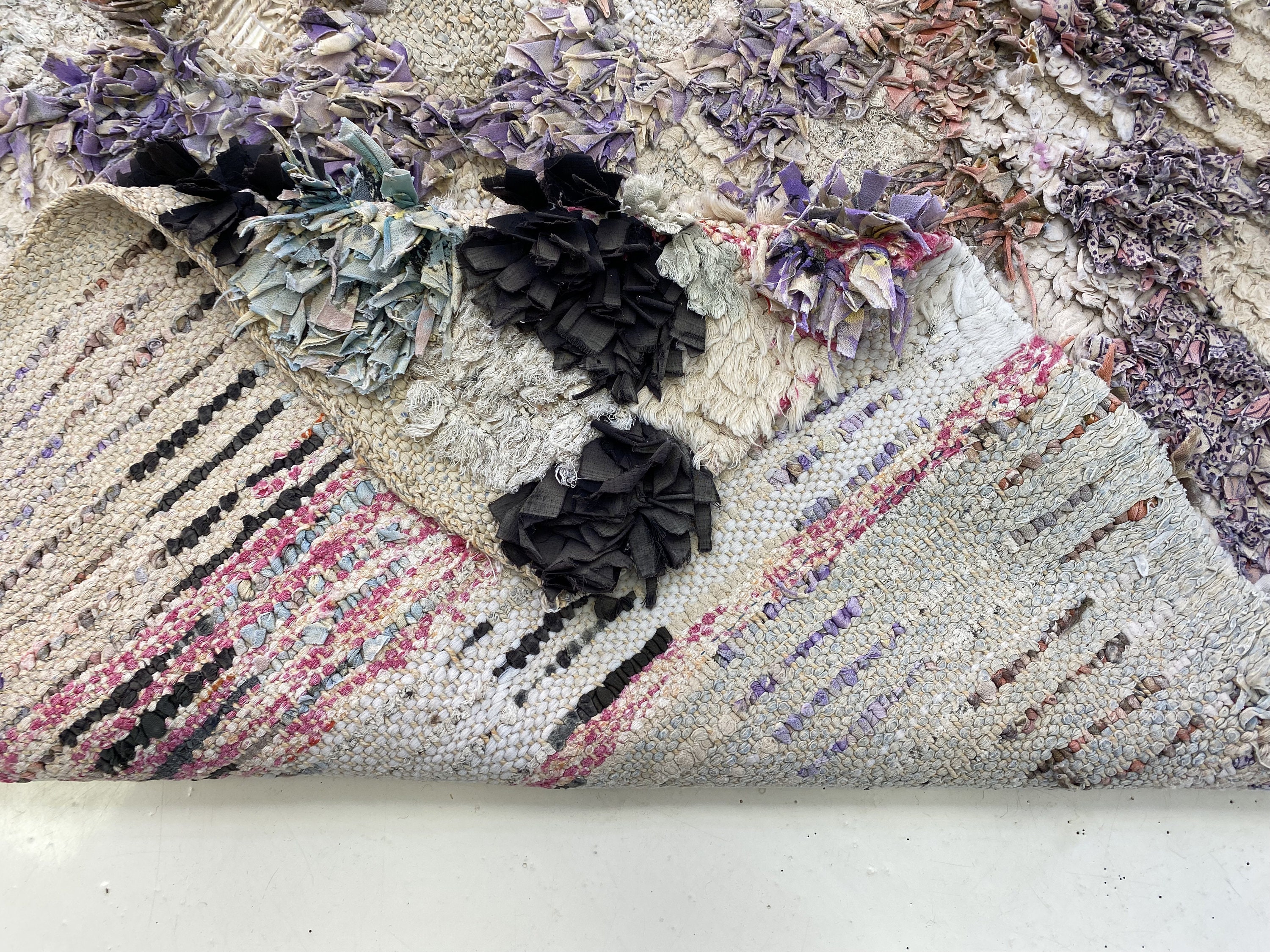 モロッコのキリムラグ：手織り、鮮やかな色彩、持続可能な織物 - Etsy 日本