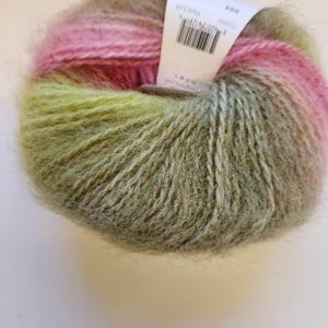 Hilo acrílico de mohair Tufty Color Cassia Kid Ella Rae