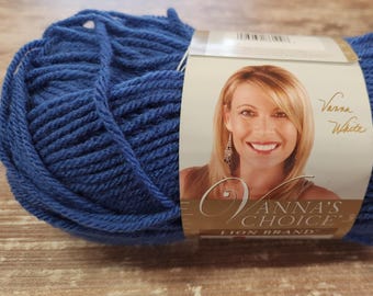 Fil acrylique, fil peigné bleu n° 4 : le choix de la marque Lion Vanna's Choice