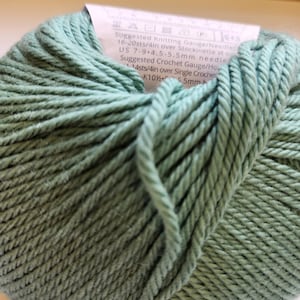 Merino Wool Acrylic Cashmere Yarn Green Worsted Weight Ella Rae Cashmerino Aran