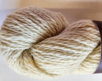 Alpaca Merino Wool Aran Yarn: Cream Tweed Texture
