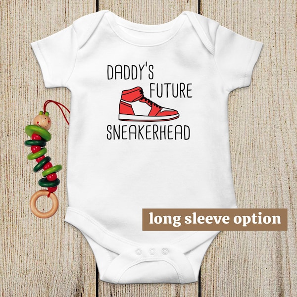 Sneaker Baby Bodysuit, Daddy's Future Sneakerhead, Basketball Baby Clothes, Funny Baby Clothes, Cute Baby Outfit, Baby Announcement, Gift
