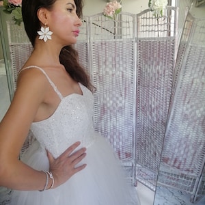 Sparkly Lace Tulle Midi Wedding Dress: Off-White After-Party Dress