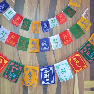Tibetan Prayer Flags, Prayer Flag Sets, Mantra : Om ma ni padme Hum