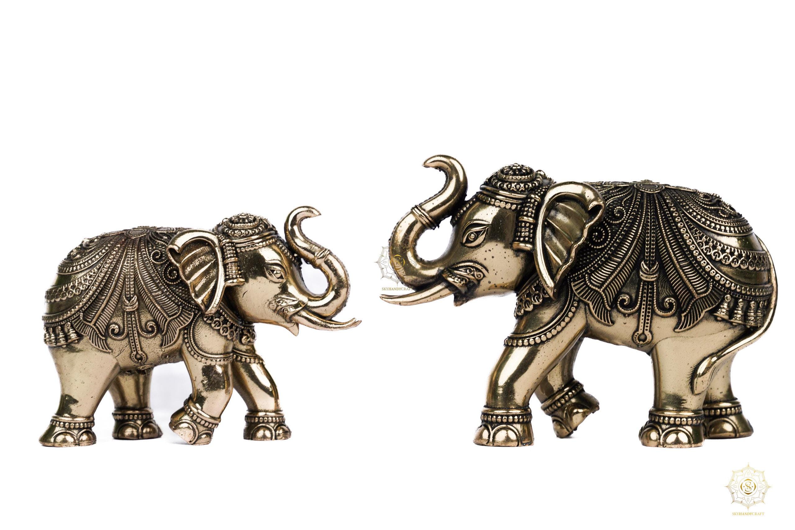真鍮の象の像：手作りのインド美術、ヴァーストゥの室内装飾 - Etsy 日本