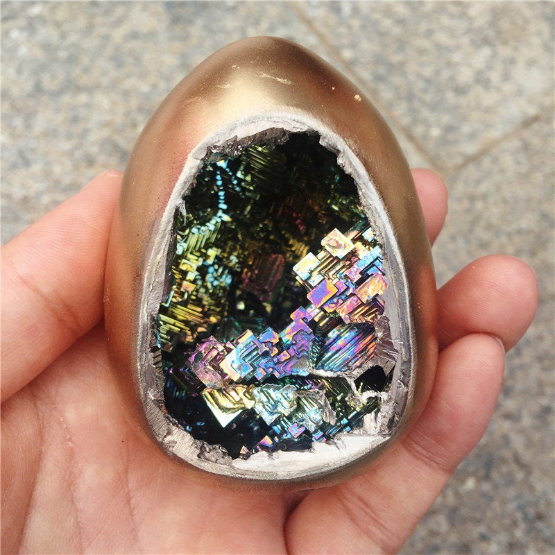 Rare Bismuth Egg Crystal: Handcrafted Mineral With Iridescent - Etsy Denmark