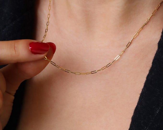 Featured listing image: 14k Solid Gold Paperclip Chain Necklace