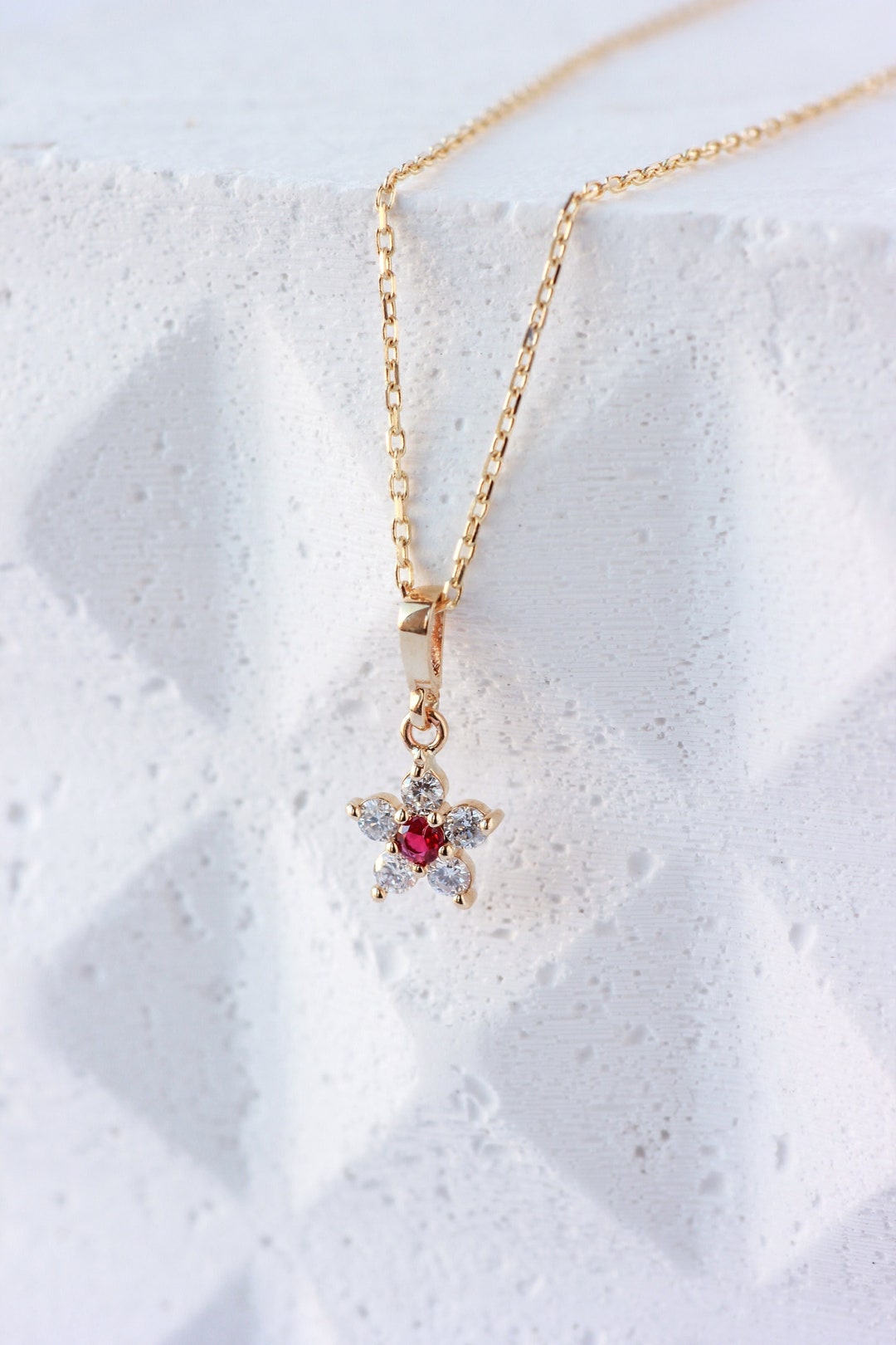 Daisy Ruby Gold Necklace Diamond Ruby Flower Pendant Etsy