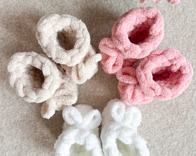 Newborn Baby Booties, Baby Booties, Neutral Baby Gift, Newborn Gift ...