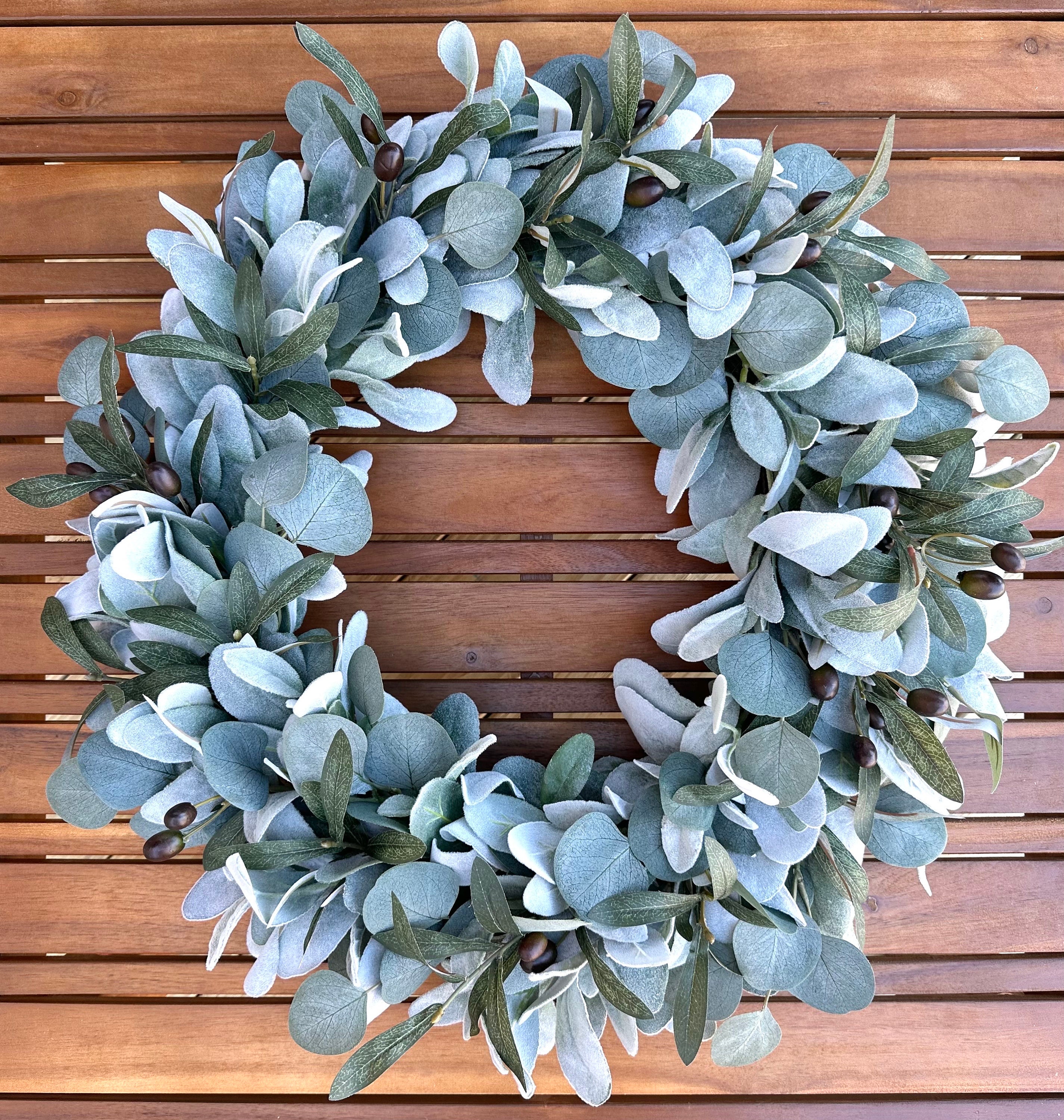 Craft a silver leaf wreath, Charleston SC