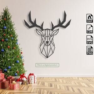 Könnte beinhalten: Geometrische Silhouette eines Hirschkopfes in Schwarz mit Geweih vor einer weißen Wand. Der Text "This is a digital product." befindet sich unterhalb des Hirschkopfes. Das Bild enthält auch Symbole für verschiedene Dateiformate, darunter AI, DXF, CDR, EPS, SVG, PDF, PNG und JPG.