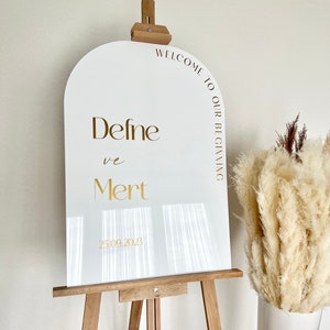 Empfangstafel Willkommensschild Acrylschild im Bogendesign Hochzeit söz nisan