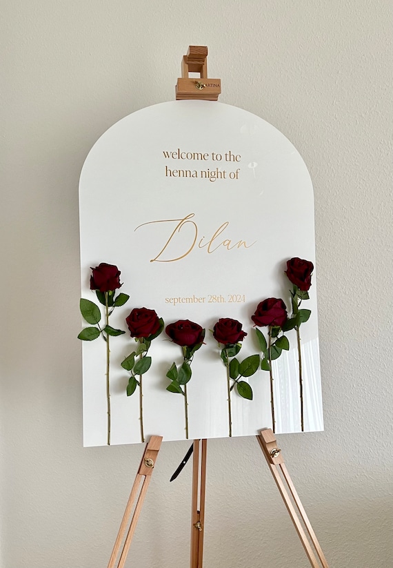 Willkommensschild Hennaabend Hochzeit Acryl | Personalisierte Empfangstafel mit Künstlichen Rosen | Söz Nisan Kına Gecesi Deko