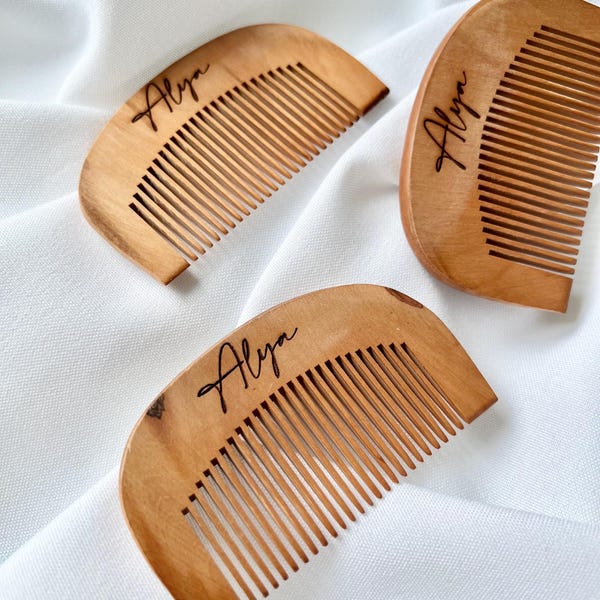Personalized wooden comb with engraving – gift for a newborn | baby present | small gift for visitors | birth comb