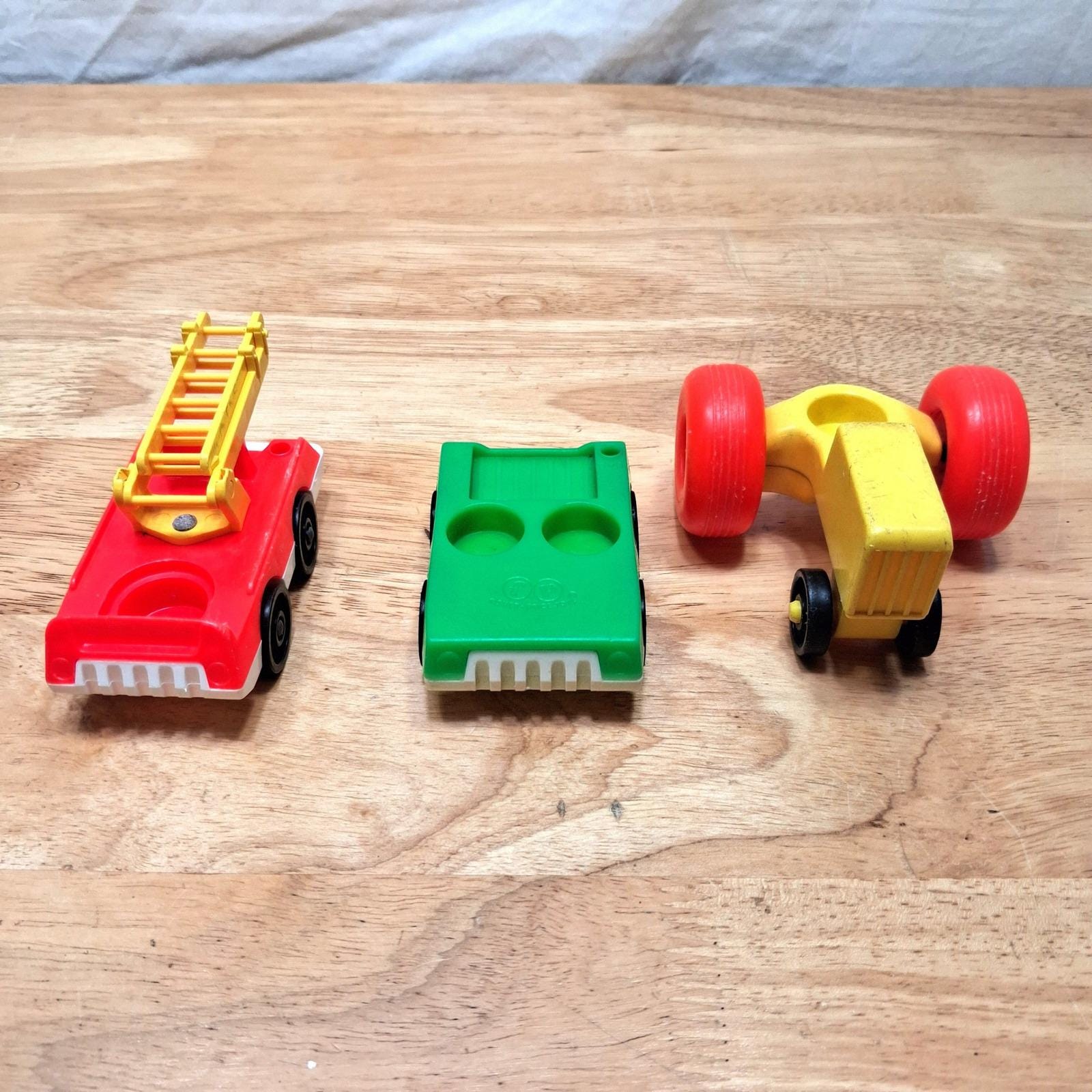 Vintage 1980s Fisher Price Toys - Etsy - Page 5