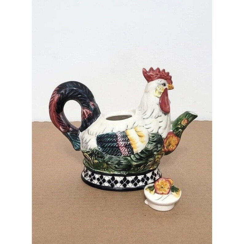 Vintage CBK Ltd Ceramic Rooster Chicken Hen Teapot With Lid 7 Inches