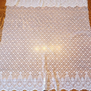 Lace yardage - Delicate light weight lace with Decorative Edges - 36" x 58"