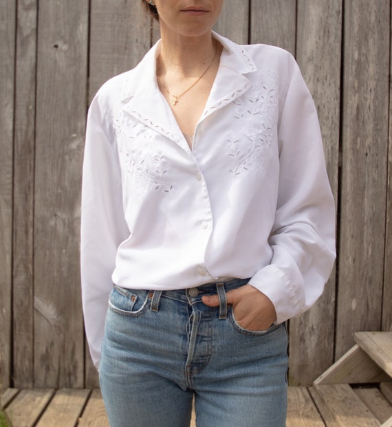 90s White Floral Embroidered Silky Button Down Blo