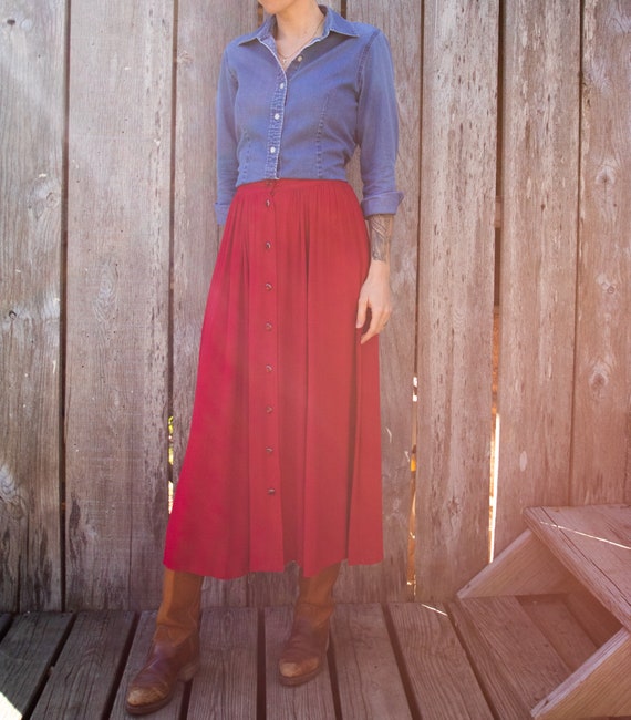 90s Red Button Down Textured Midi/Maxi Skirt - S - image 3