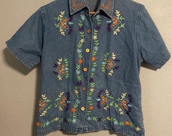 Embroidered Denim Shirt Womens Large Blue Floral Button Front Boho Western 90s