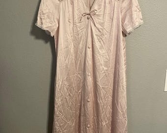 Vintage Womens Nightgown Small Pink Satin Floral Embroidered Coquette 60s