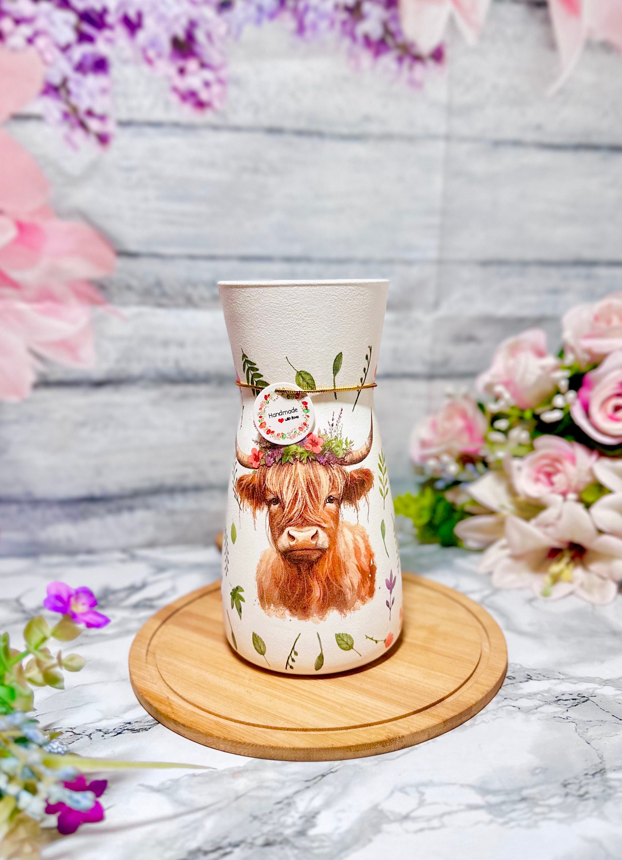 Highland Cow Hand Decoupaged Glass Vase,Flower vase,cow vase,Home Decor,Gift for her,Gift,New Home Gift, Highland cow gift, cow desig