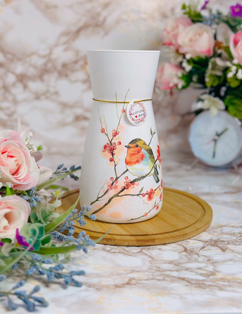 Robin Bird,Handmade Decoupaged Glass Vase,Animal vase ,Home Decor,Gift for her,Gift for Mum,Birthday Gift,New Home Gift. image 2